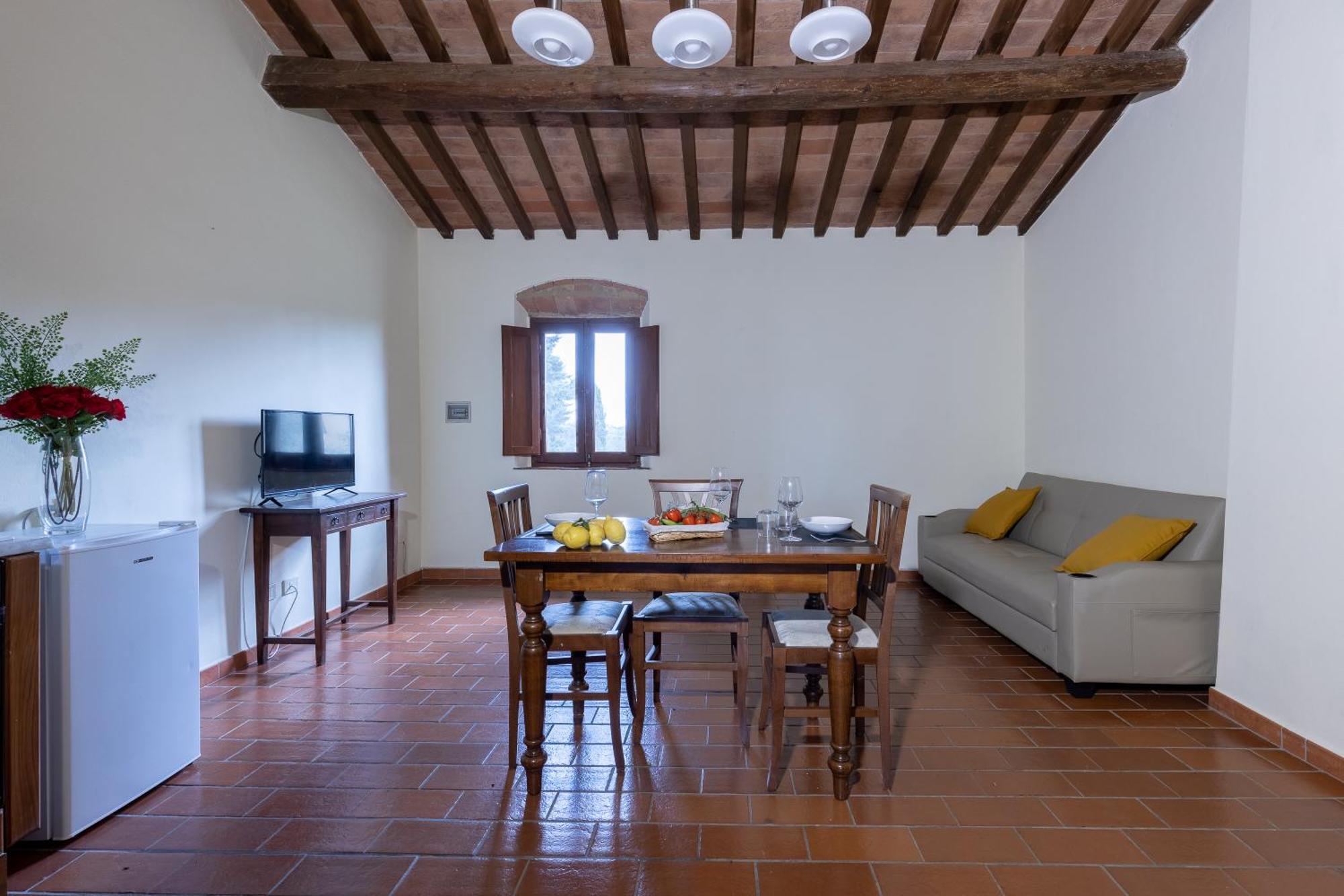Residence Montevecchio 몬토폴리 인 발 다르노 외부 사진