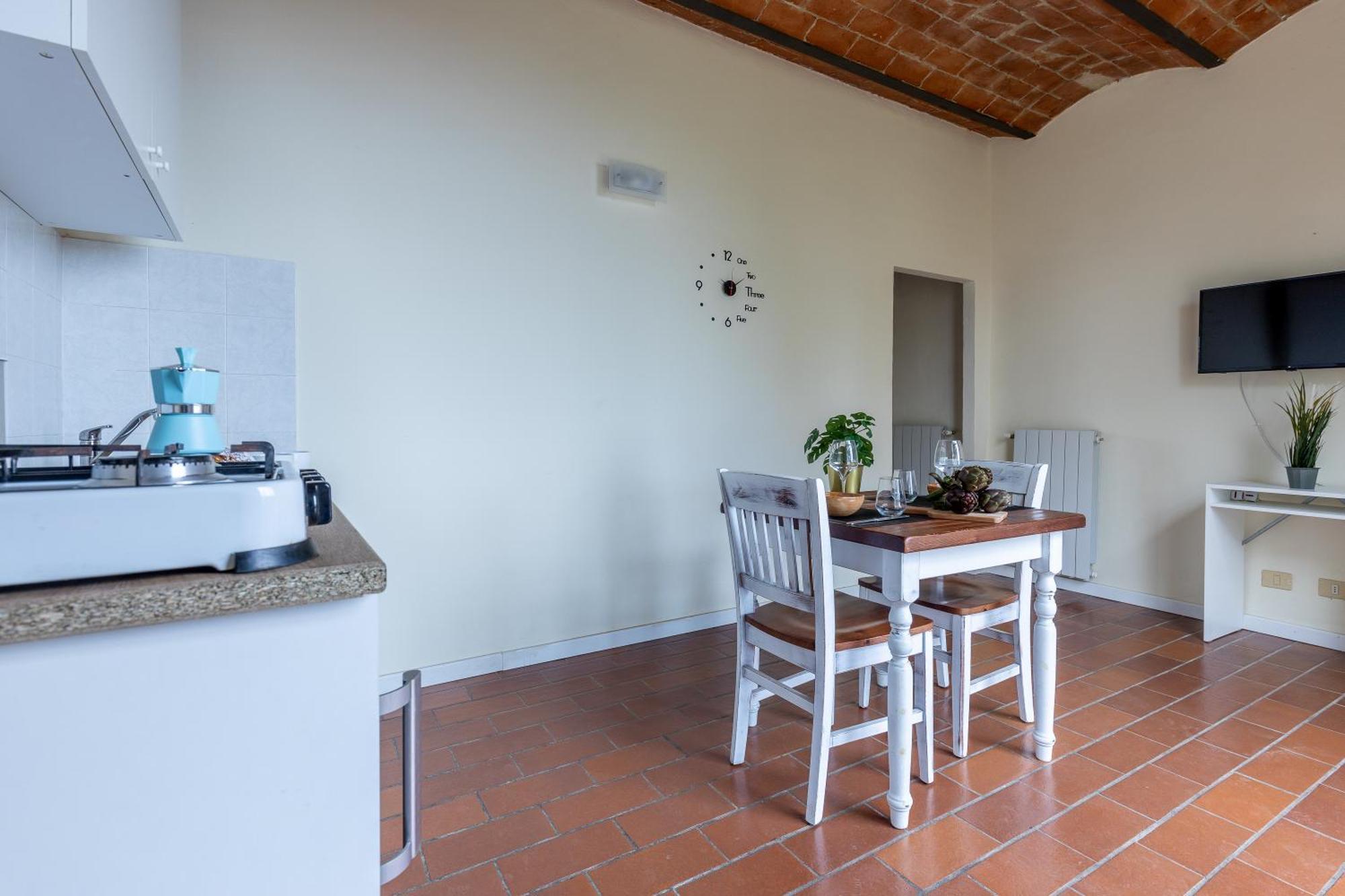 Residence Montevecchio 몬토폴리 인 발 다르노 외부 사진