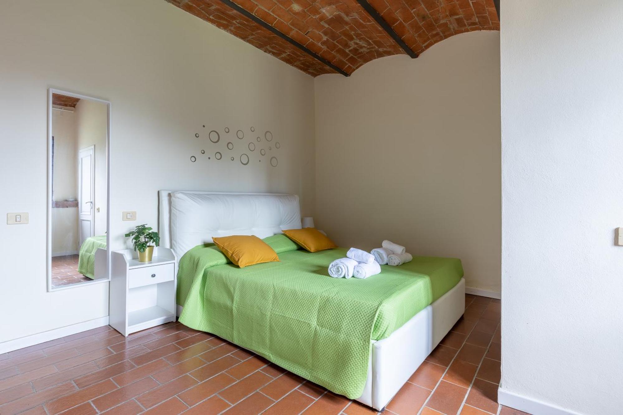 Residence Montevecchio 몬토폴리 인 발 다르노 외부 사진