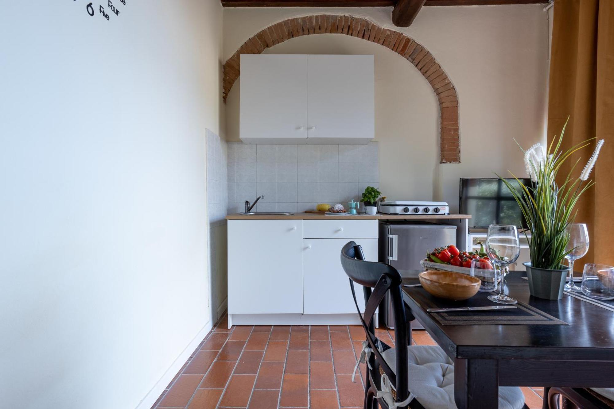 Residence Montevecchio 몬토폴리 인 발 다르노 외부 사진